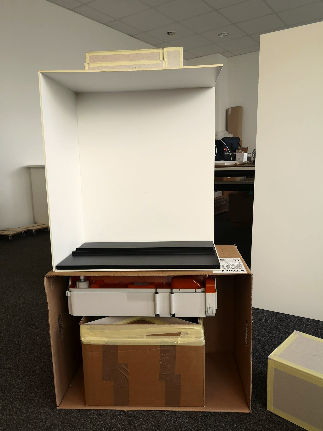 Mock-up mit eingesetzter Technik